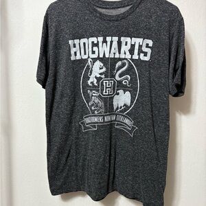 Hogwarts Graphic T-Shirt